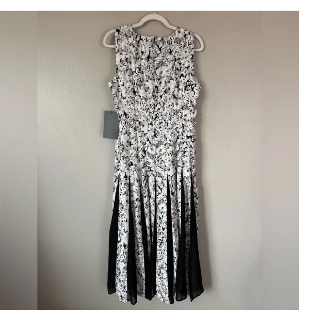 Tuckernuck Gray Gardens Andi Dress NWT Size 0 Retail $298 - Picture 2 of 3